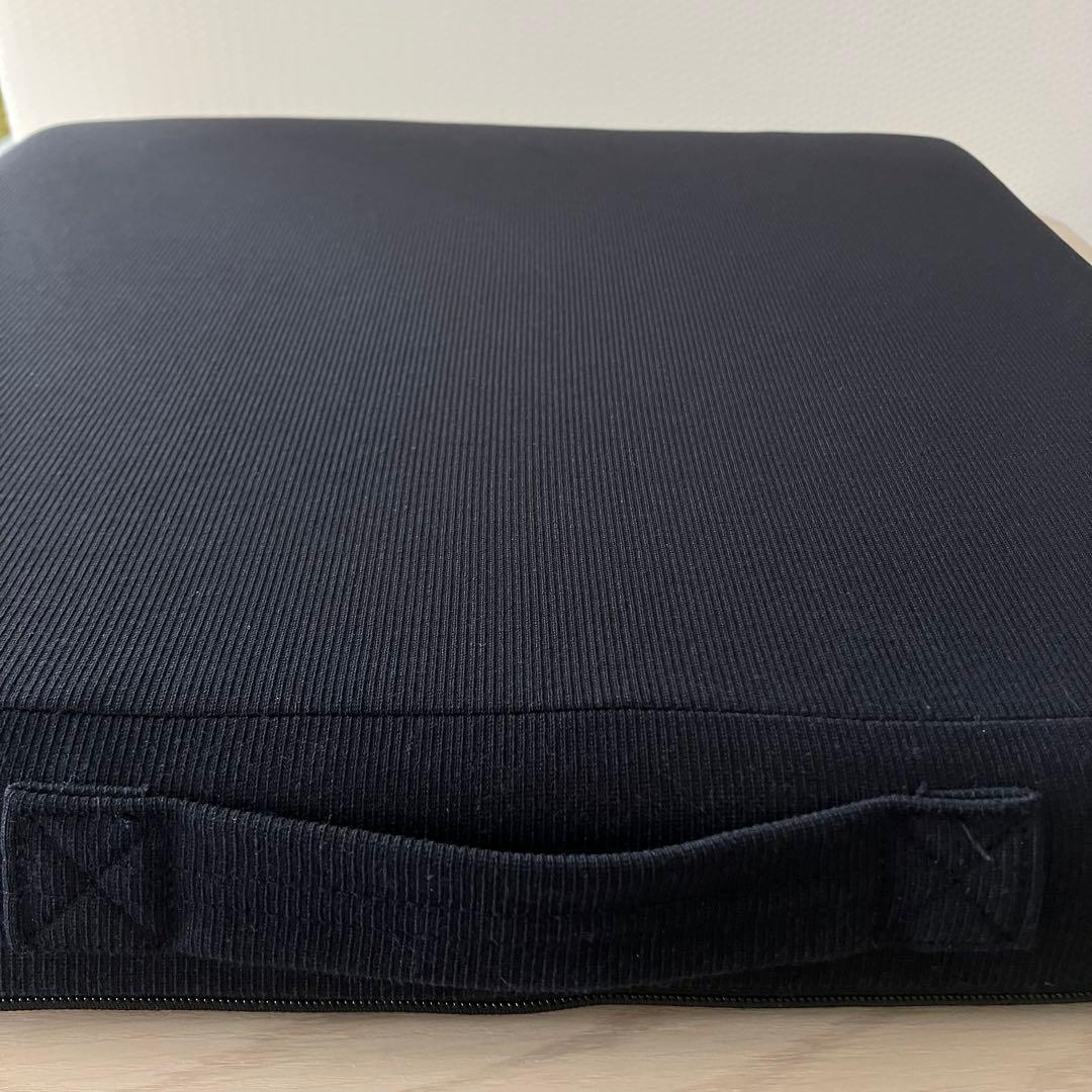 TEMPUR テンピュール　シートクッション 低反発　座布団　M　デンマーク製