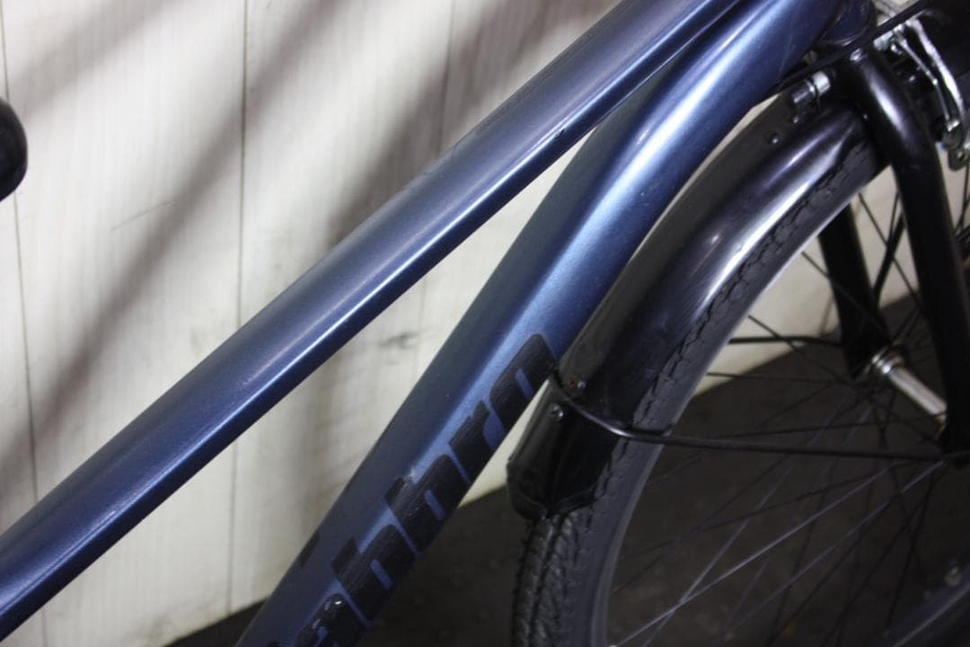 人気！GABBRO 26インチ シマノ6速 LED ストリート通勤クロス