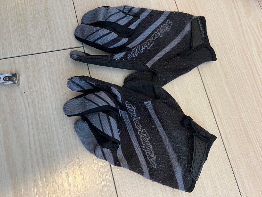 Troy Lee Designs 迷彩ショートパンツとプロテクターセット　他