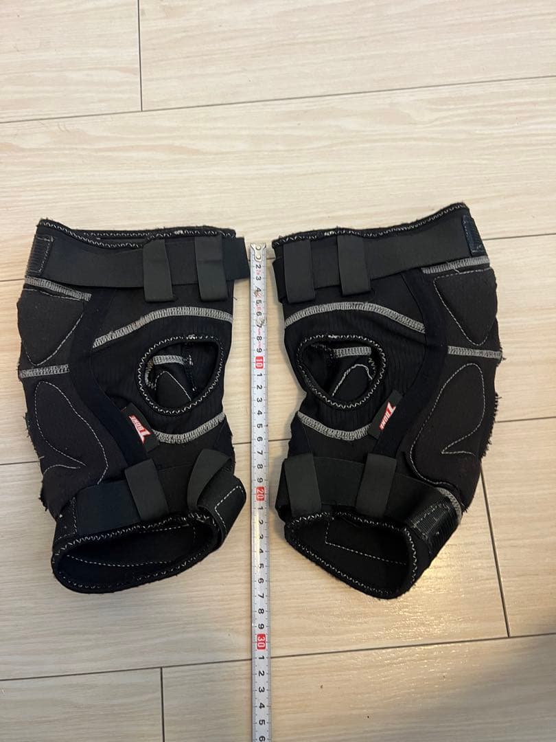 Troy Lee Designs 迷彩ショートパンツとプロテクターセット　他