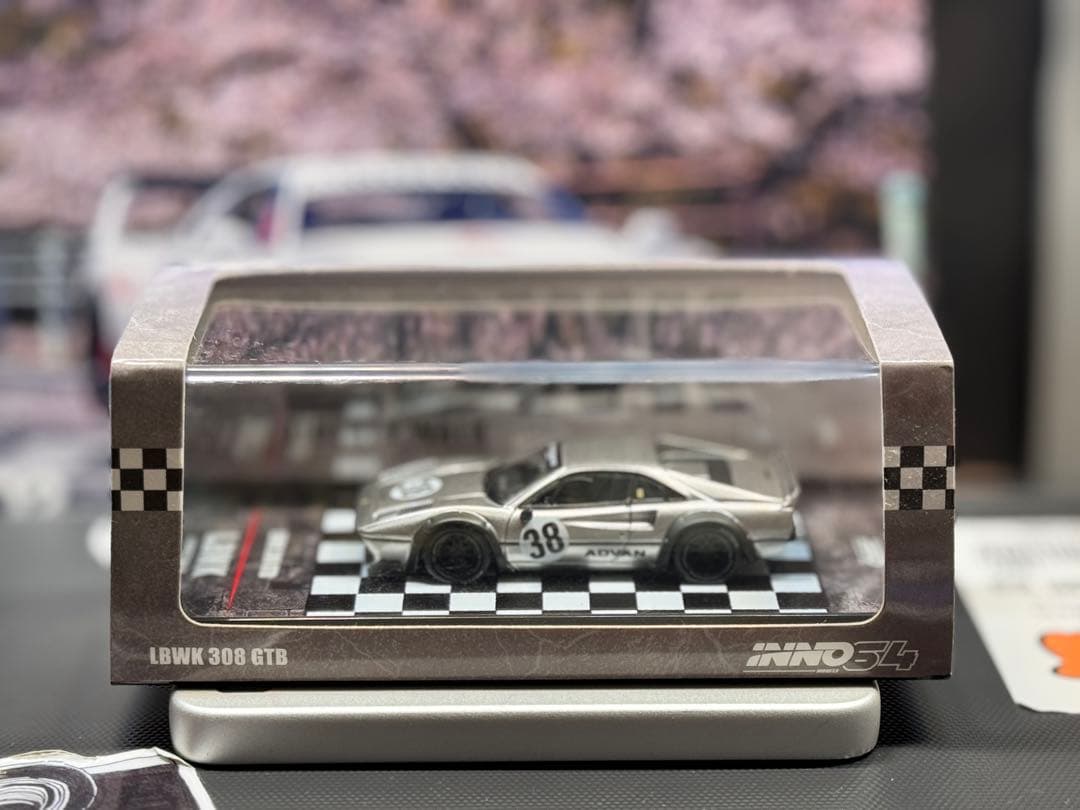 LBWK 308 GTB ミニカー 赤色 灰色2台セット レース仕様 おまけ付き