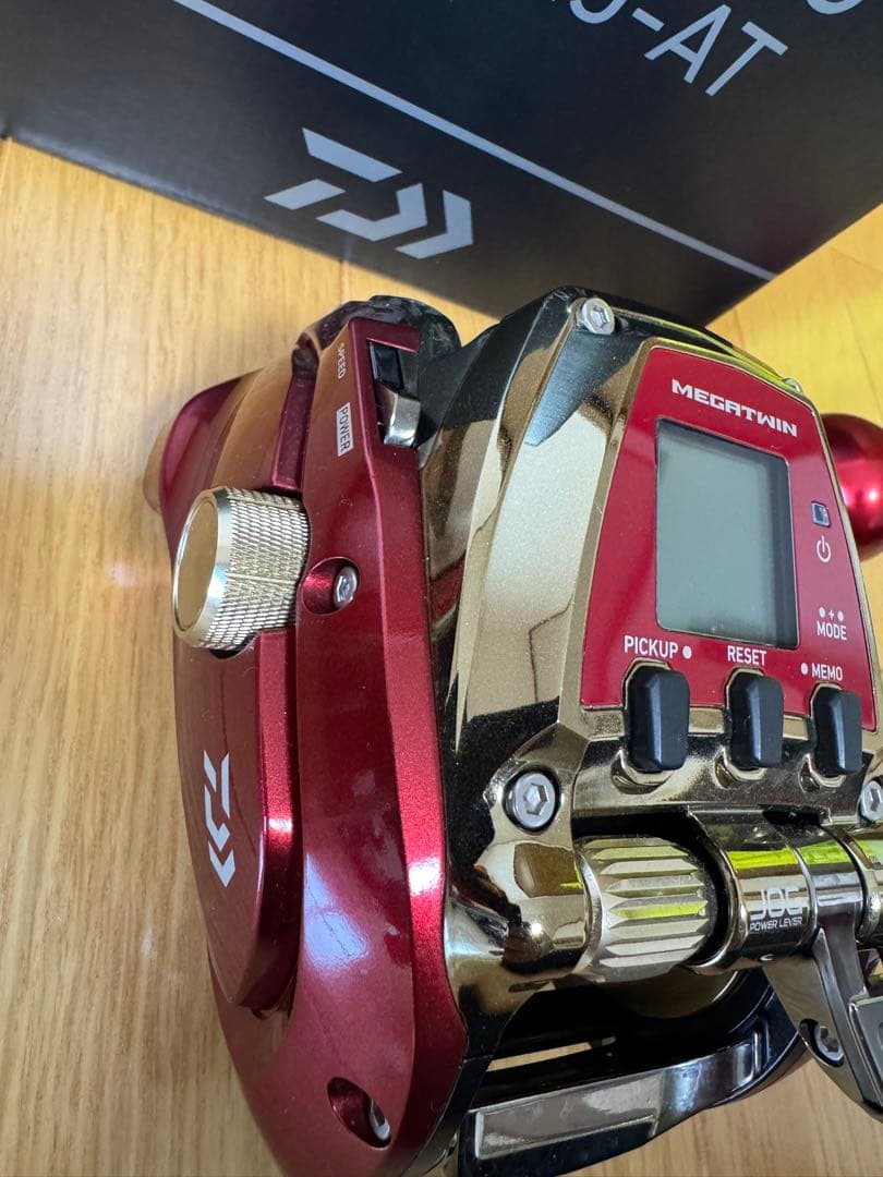 新品未使用　ダイワ　SEABORG 500MJ-AT電動リール