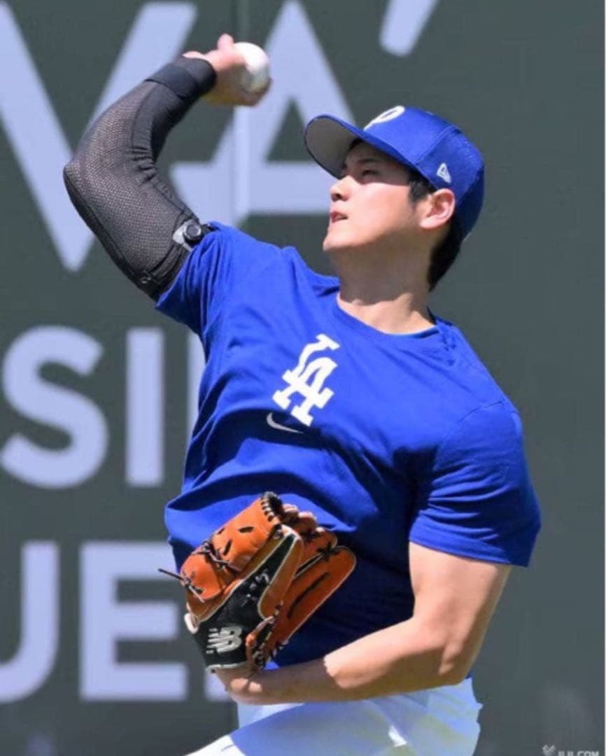 大谷選手着用品 ドジャース 練習用シャツ MLB正規品 サイズM 新品タグ付