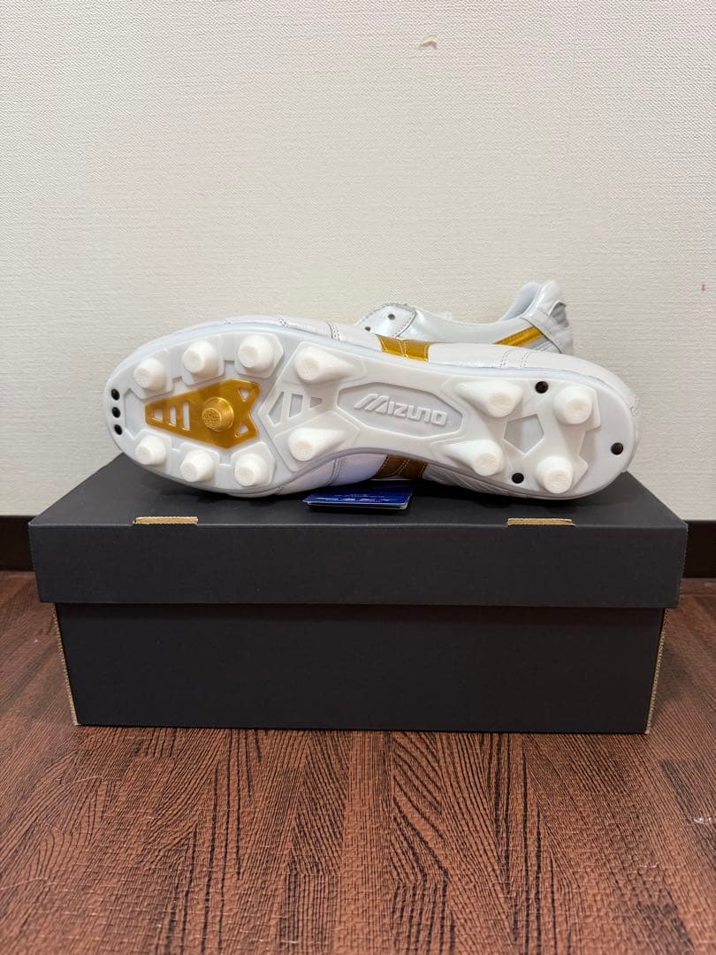 ミズノ　モレリア2JAPAN ホワイト/ゴールド 26.5cm
