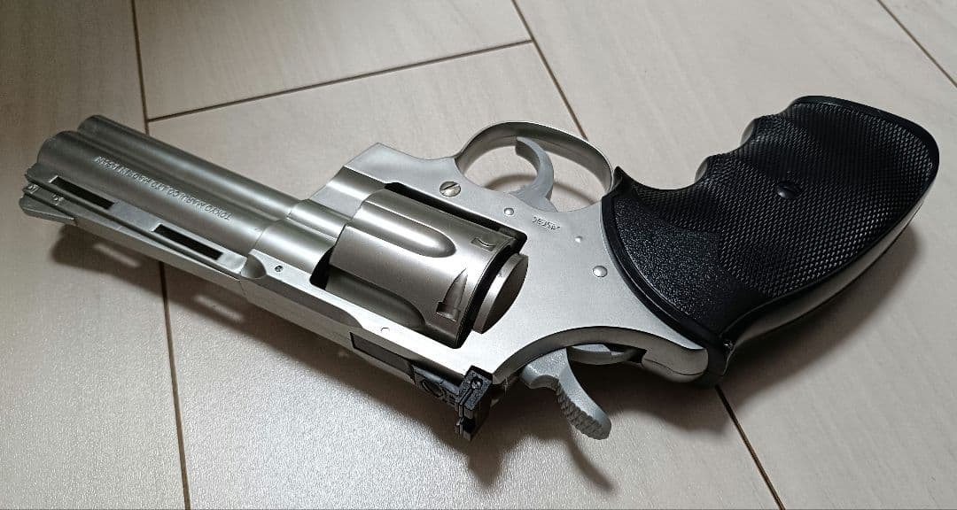 【中古品】東京マルイ エアガン「コルトパイソン」ローダー２種セット