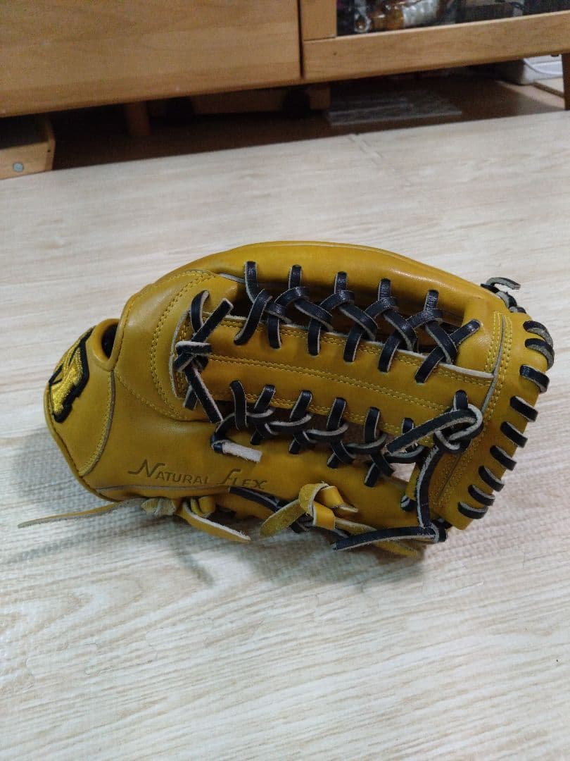 ハイゴールド　軟式グローブ 　オールラウンド用