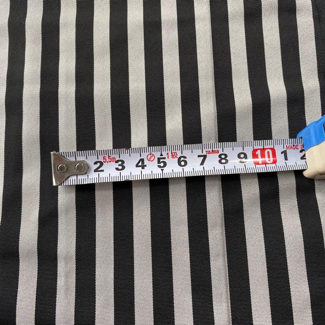 (7-61)馬乗袴　2尺3寸　縞柄　黒　詩吟　舞踊　踊袴