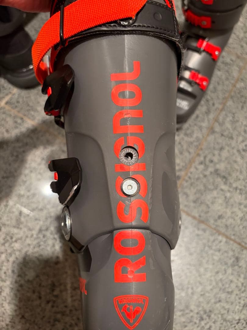 ROSSIGNOL HERO 140 WORLD CUP スキーブーツ