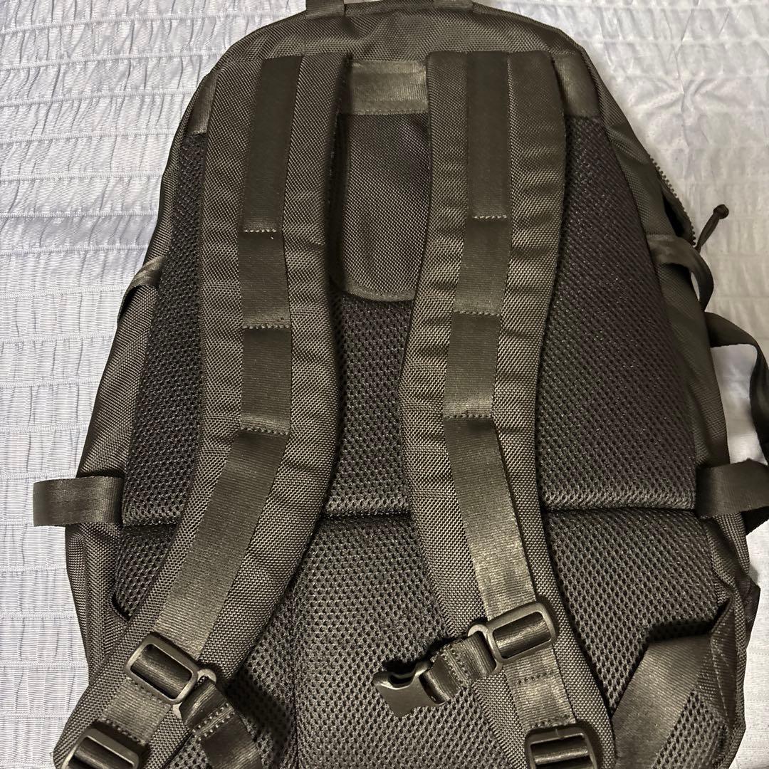 NEW ERA スケートボード アーバンパック 33L TPU ブラック