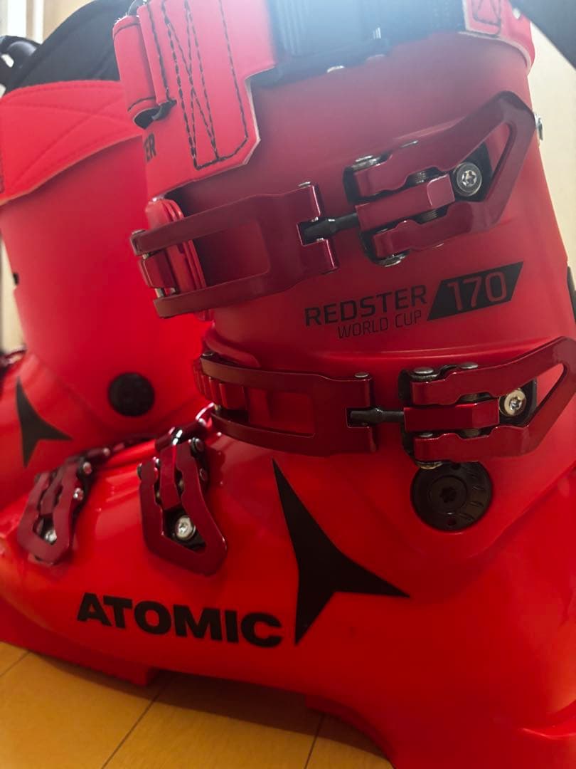 ATOMIC スキー用ブーツ 男性用 レッド