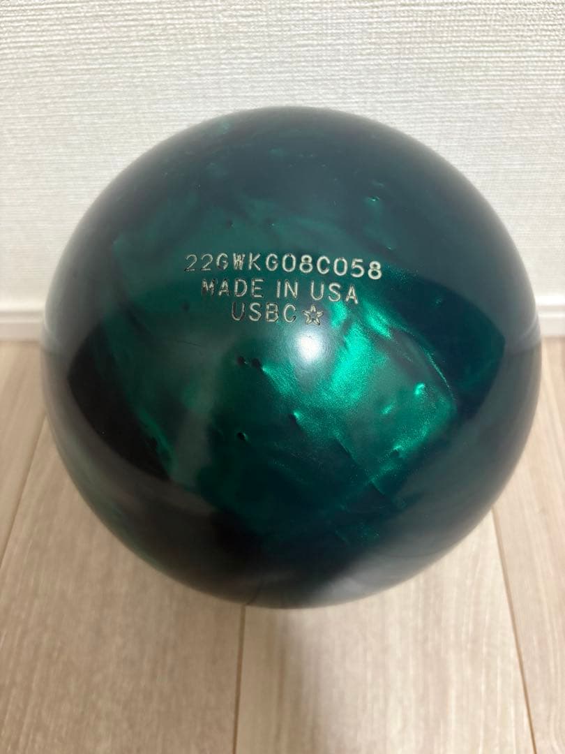 900global ウルヴァリンダークモス　15P ボウリングボール