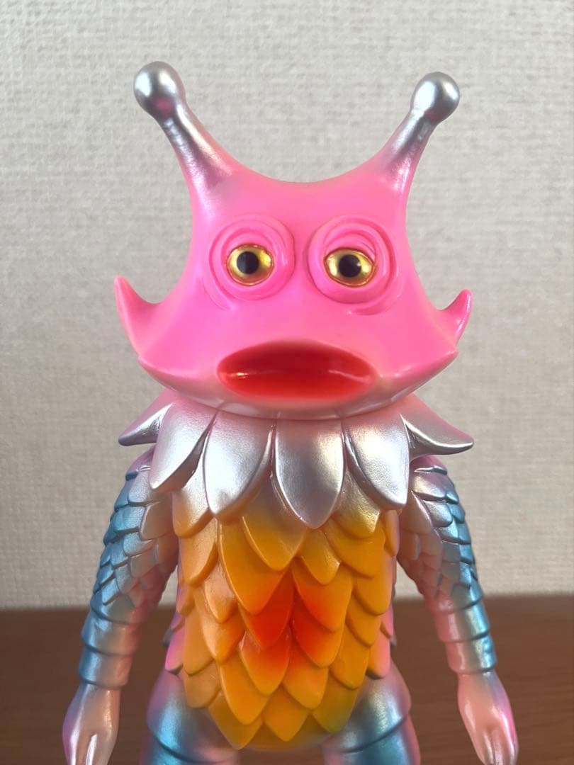 ブルマァク　ギロ星獣　ピンク　墓場の画廊