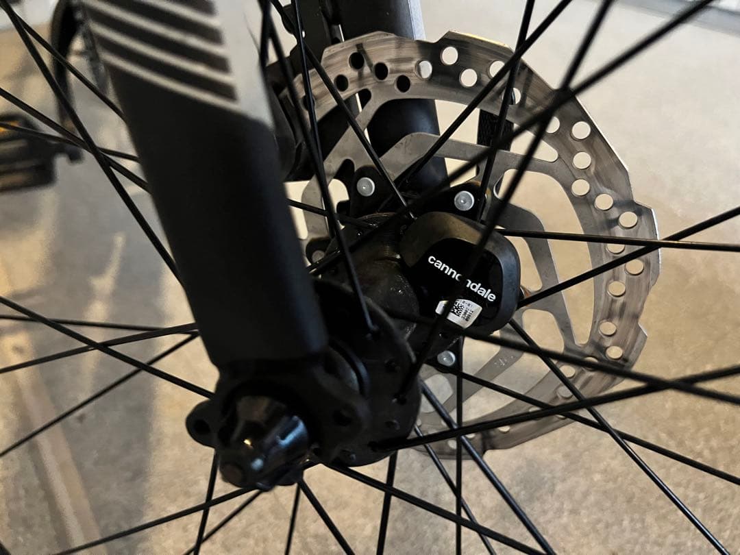 【千葉県引取限定】cannondale Quick5 2021年式