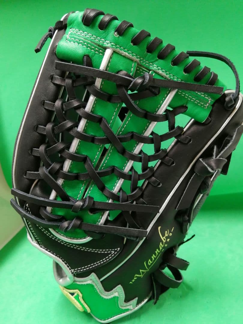 15.Wilsonワナビー軟式グラブ