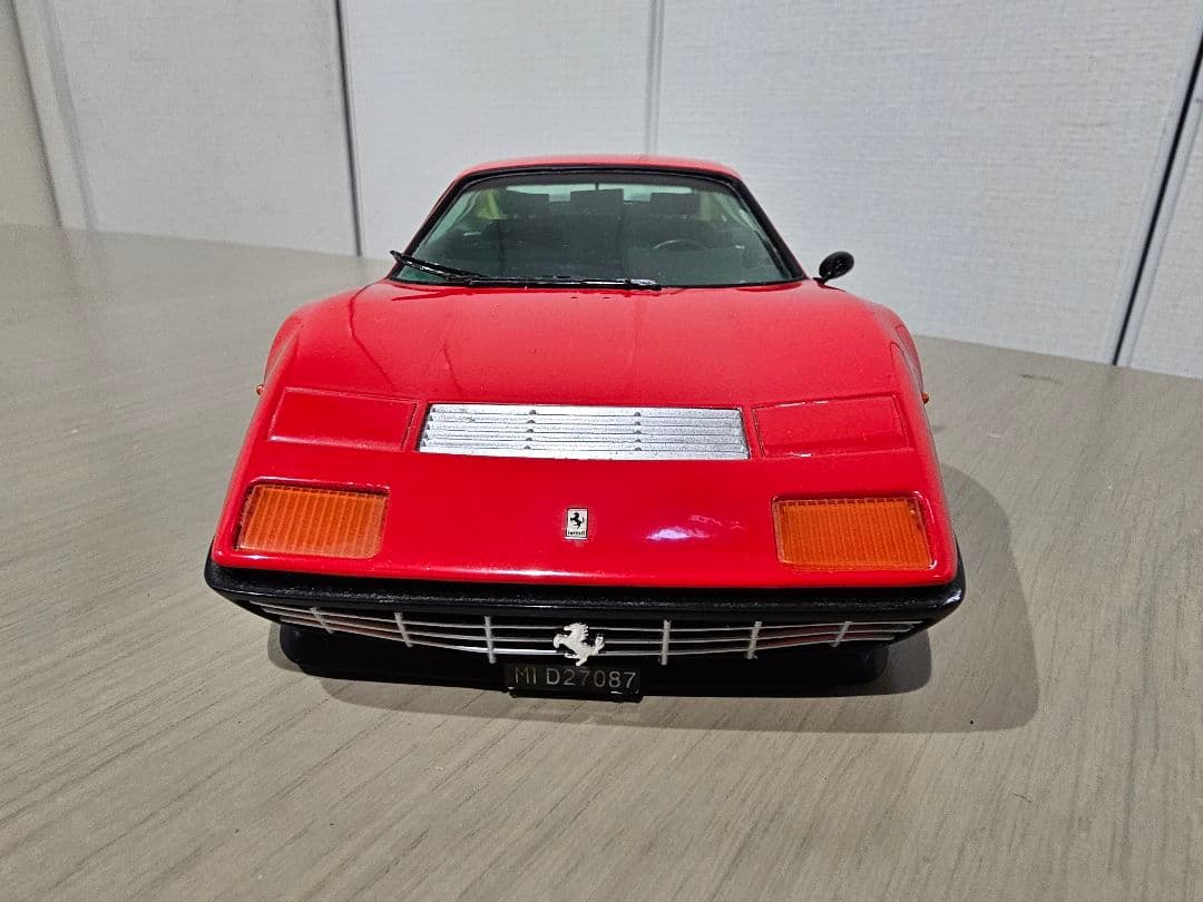 CHRONO　1/18　FERRARI BB512 RED