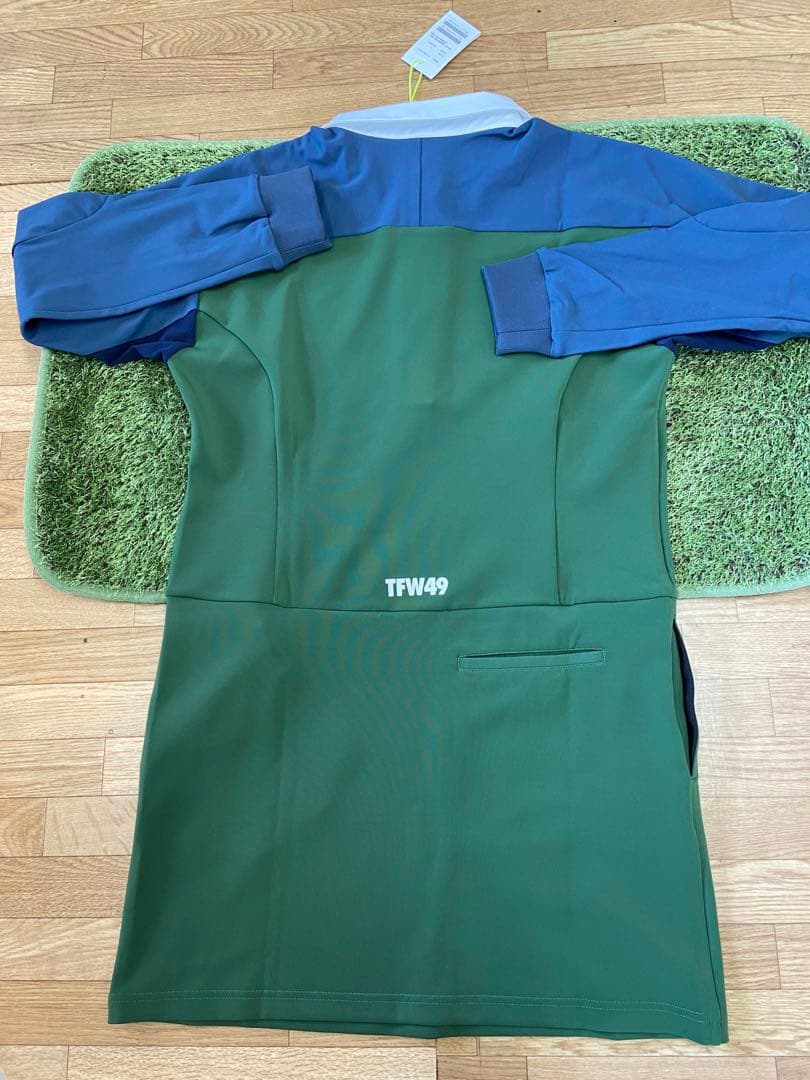 t*f様 新品正規品【TFW49/size L】ワンピース　長袖ポロシャツ　カッ