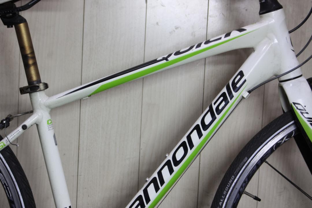キャノンデールQUICK4 700C アルミ+カーボンフォーク420mmクロス