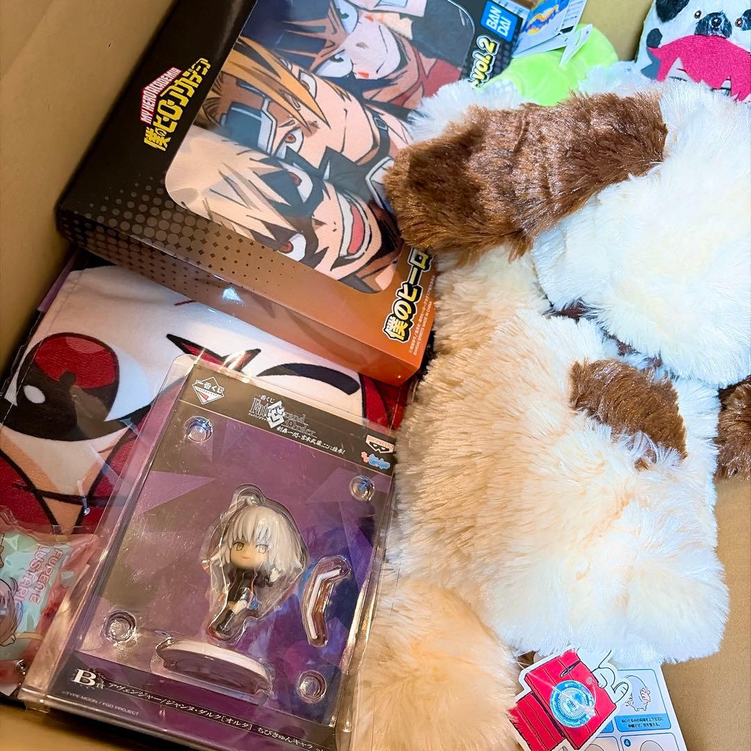 アニメグッズ　まとめ売り　600点