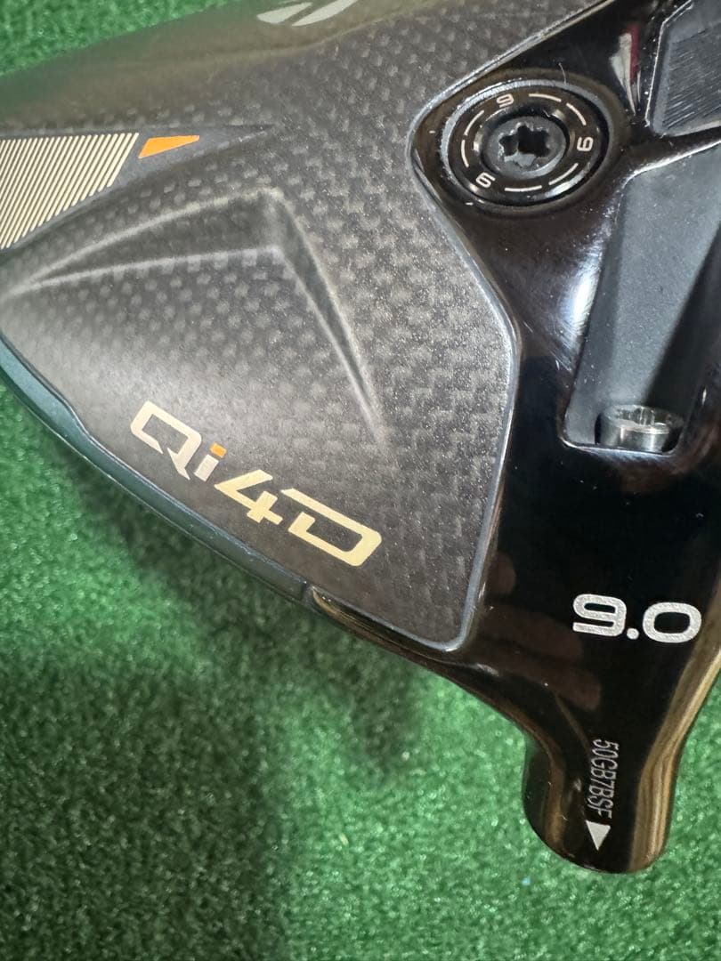 TaylorMade Qi4D ドライバー 9°