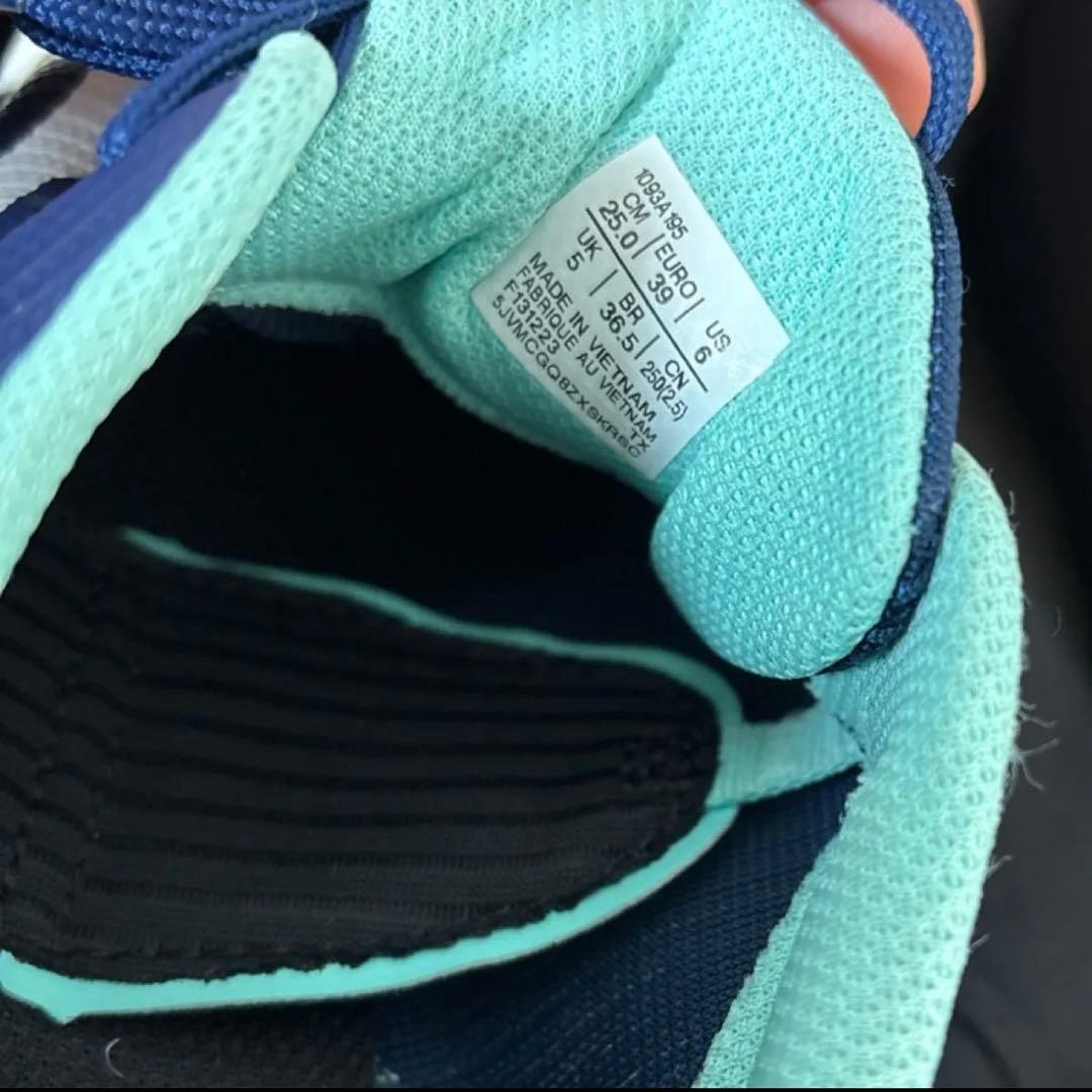 ASICSスパイクシューズ ネイビー/ホワイト　陸上競技　土トラック 兼用モデル