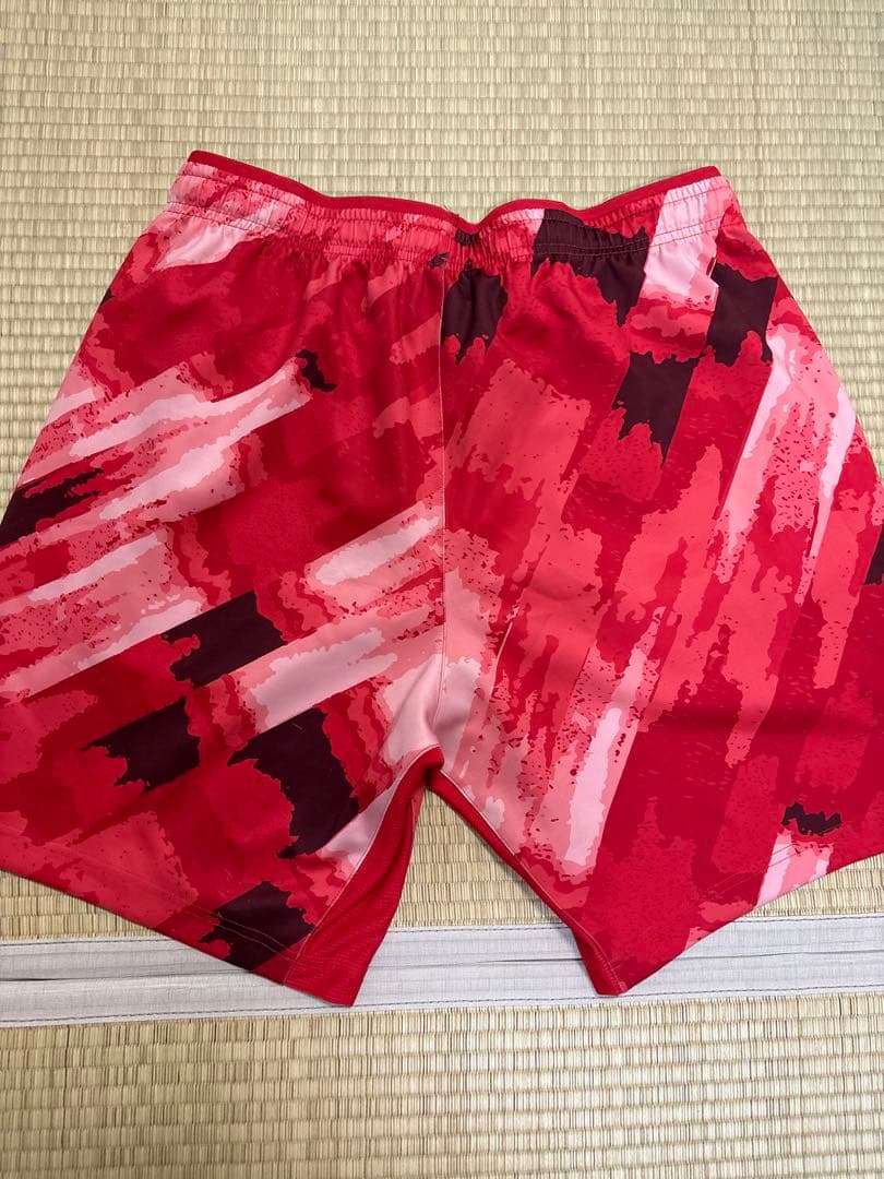YONEX ハーフパンツ 柄パン 赤 Oサイズ
