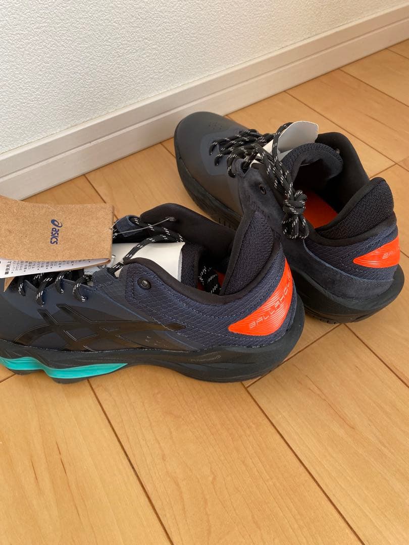 ballaholic × Asics Nova Surge Low