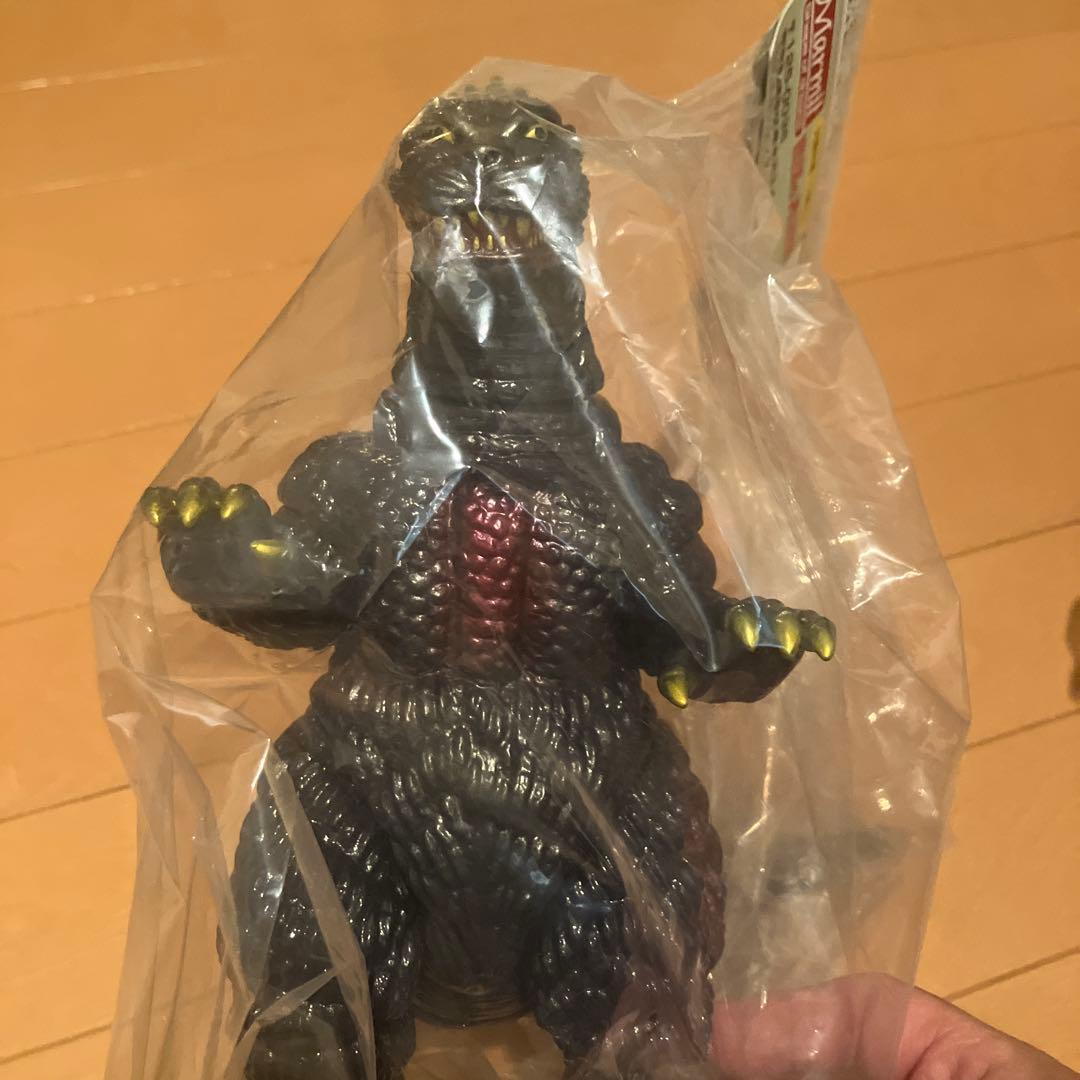 O*o様 Marmit ゴジラ