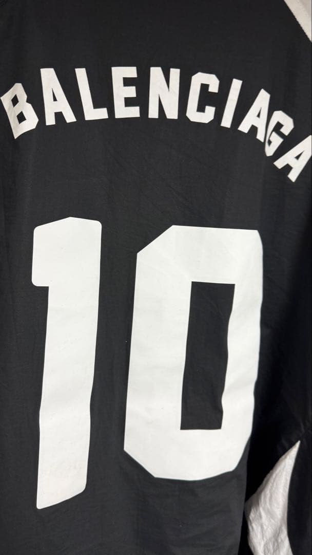 BALENCIAGA サッカーナイロンウィンドブレーカー