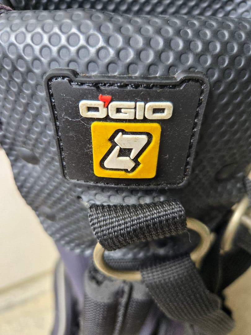 OGIO　オジオ　WAVE　スタンドキャディバッグ　ブラック