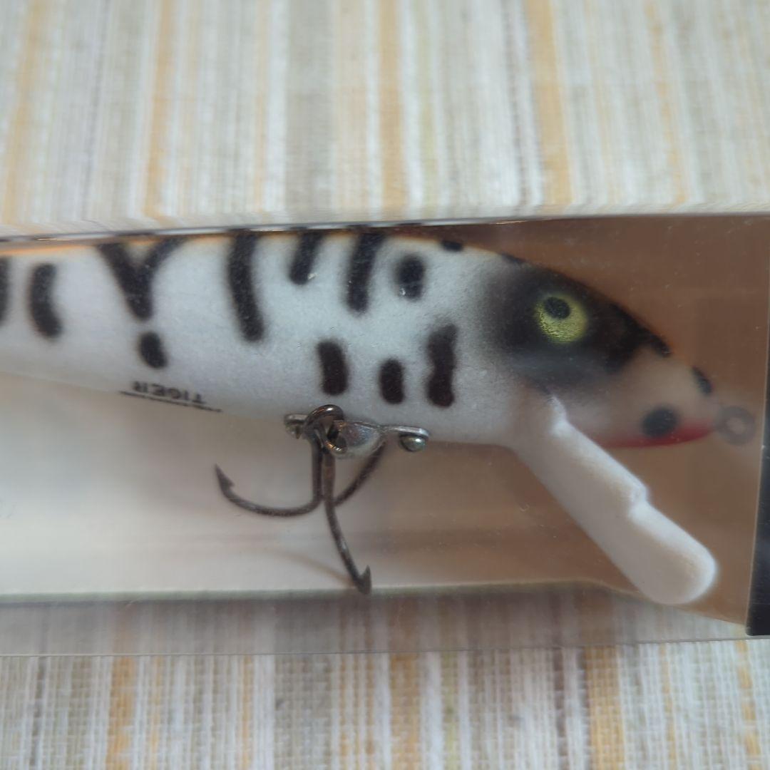 ヘドン　2010年　干支カラー　マグナムタイガー1/2OZ