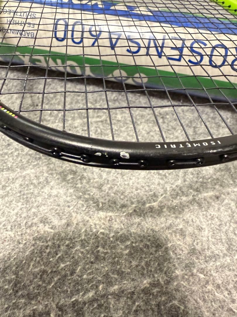 ヨネックス　YONEX VOLTRIC 30