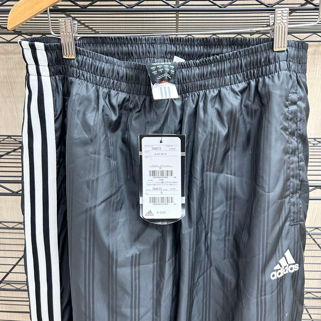 新品未使用　adidas ストライプジャージパンツ 黒