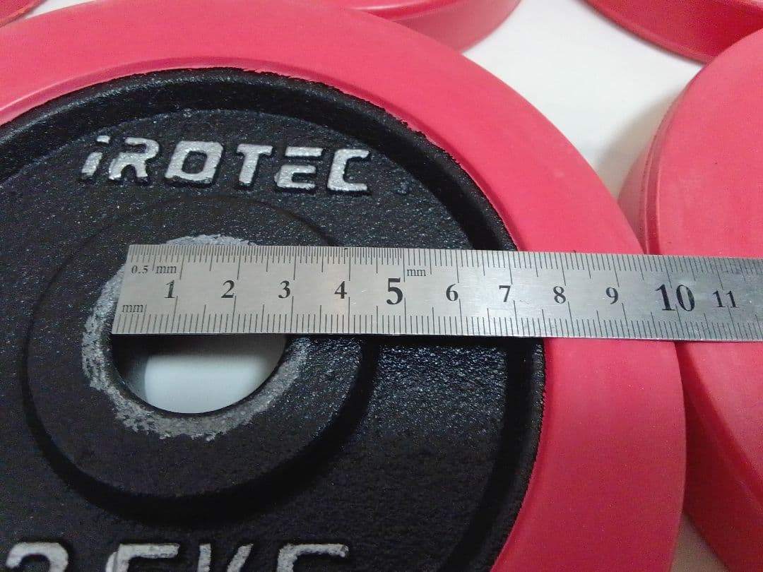 の*ち様 美品 iROTEC ラバー付 ダンベル 1.25kg 2.5kg 合計