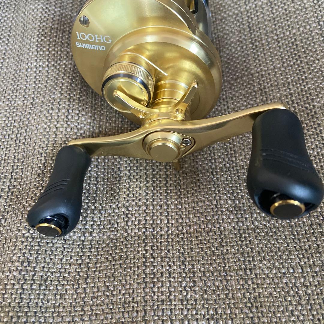 飾ったのみ　未使用SHIMANO CALCUTTA CONQUEST 100HG