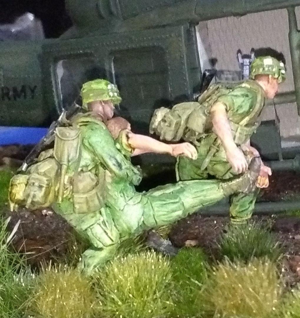 UH-1 ヘリコプター 1/35スケール 模型 ベトナム戦争