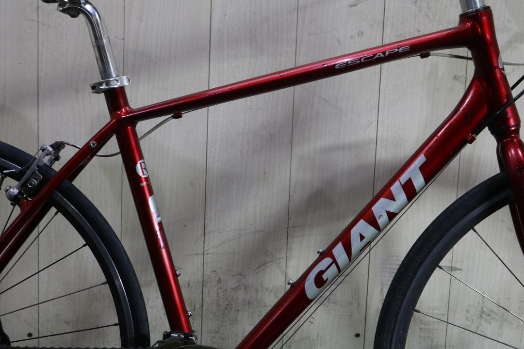 GIANT ESCAPE R3 700C 24速 500mm RED系 クロス