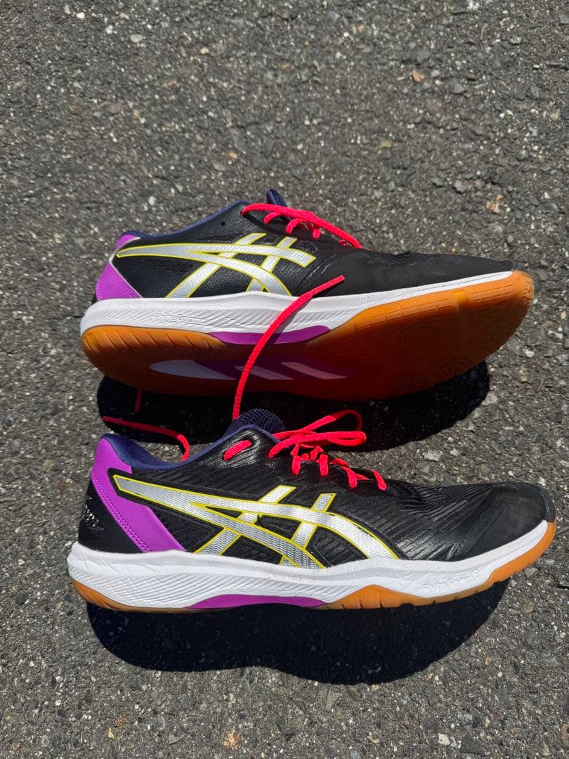 ASICS バレーボールシューズ