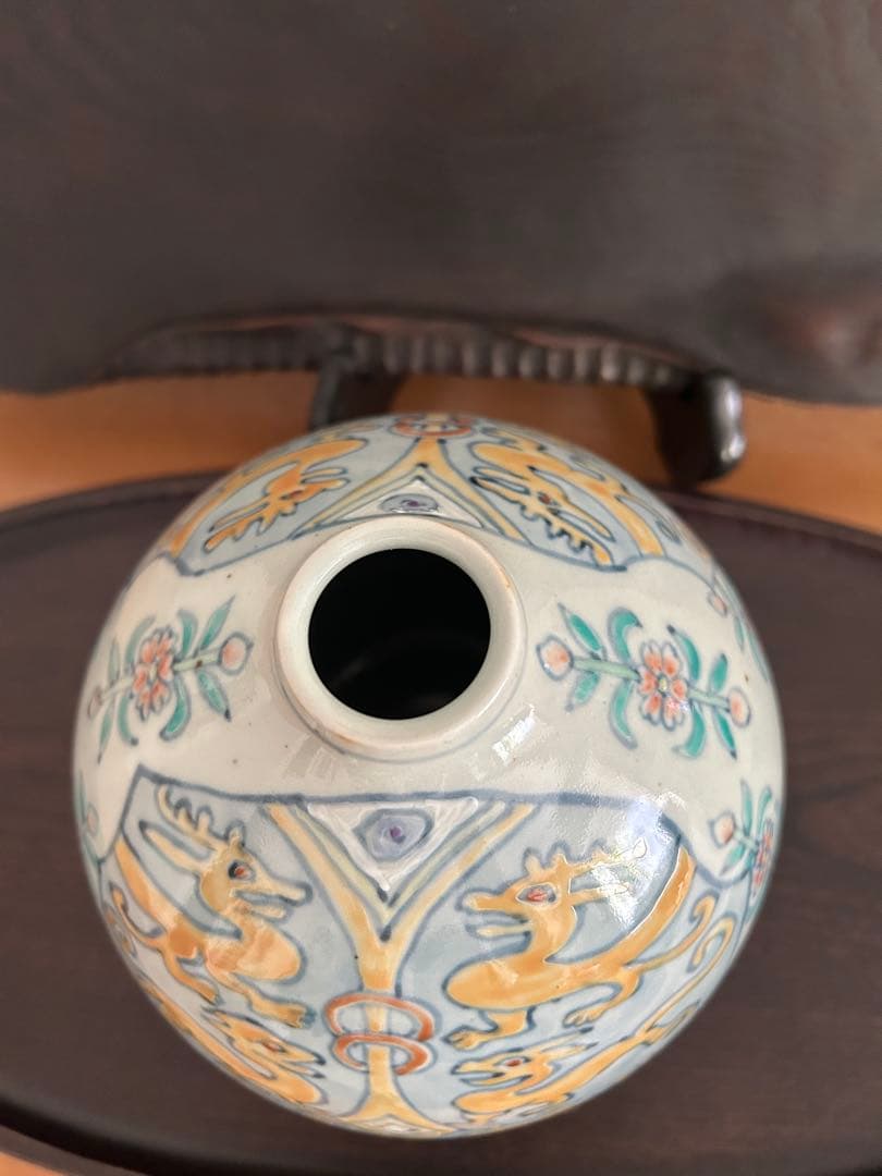 五代 佐藤走波 染錦 唐草 間取 龍文 花入 花瓶 有田焼　陶器　器