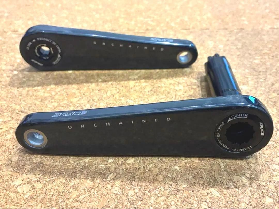 新品　カーボンクランク 165mm DUB