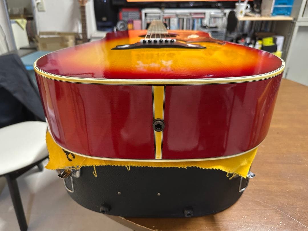 寺田楽器Jaguard 「GB 350DS 」Gibson DOVEモデル 激鳴