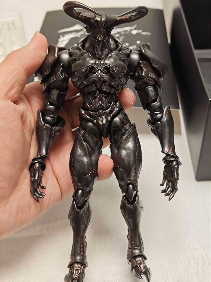 蟲シリ一ズ 人工進化実験体 B0199 マンティコラ （汎用型肅清者 特典付き