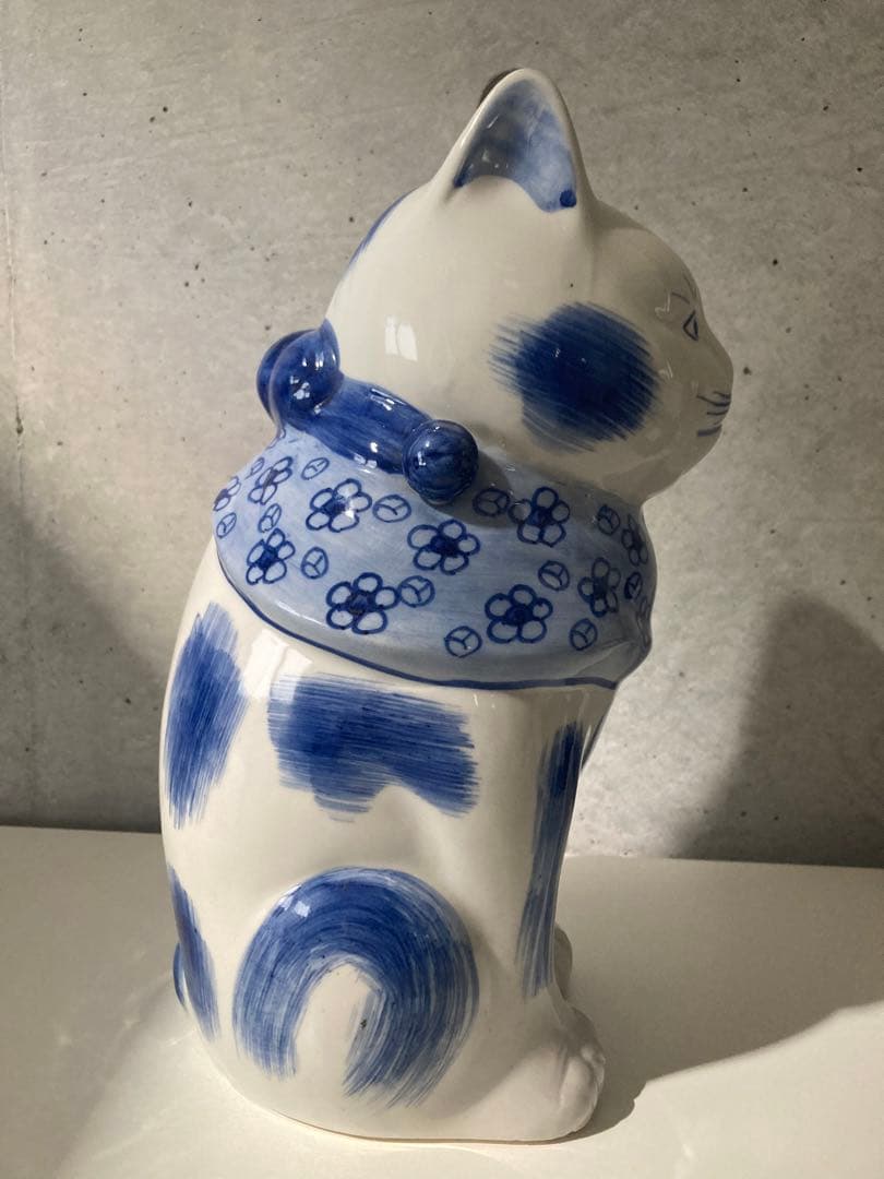 招き猫 陶器製 九谷焼　猫置物　青磁