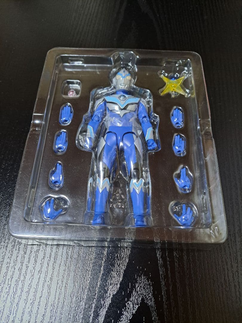 s.h.figuarts ウルトラマンフーマ
