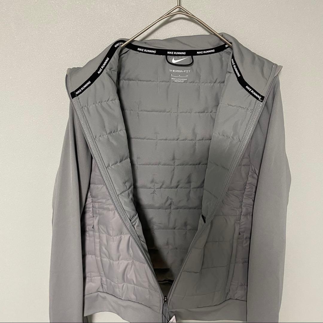 S 新品 ナイキ エアロレイヤー ランニングジャケット 中綿 レディース