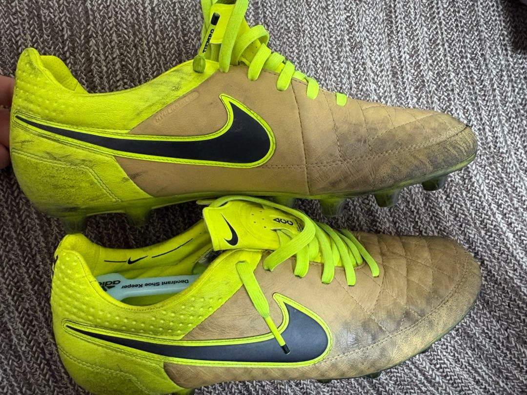 サッカースパイク　NIKE adidas 28.5 29