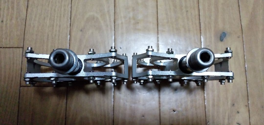 エクスペド　フラットペダルBMX　XCF07AC　ペア⇒255g