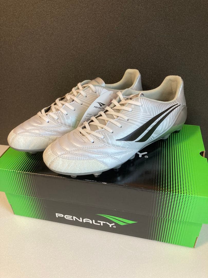 PENALTY ペナルティ　サッカー　スパイク　ホワイト/ブラック 【新品】