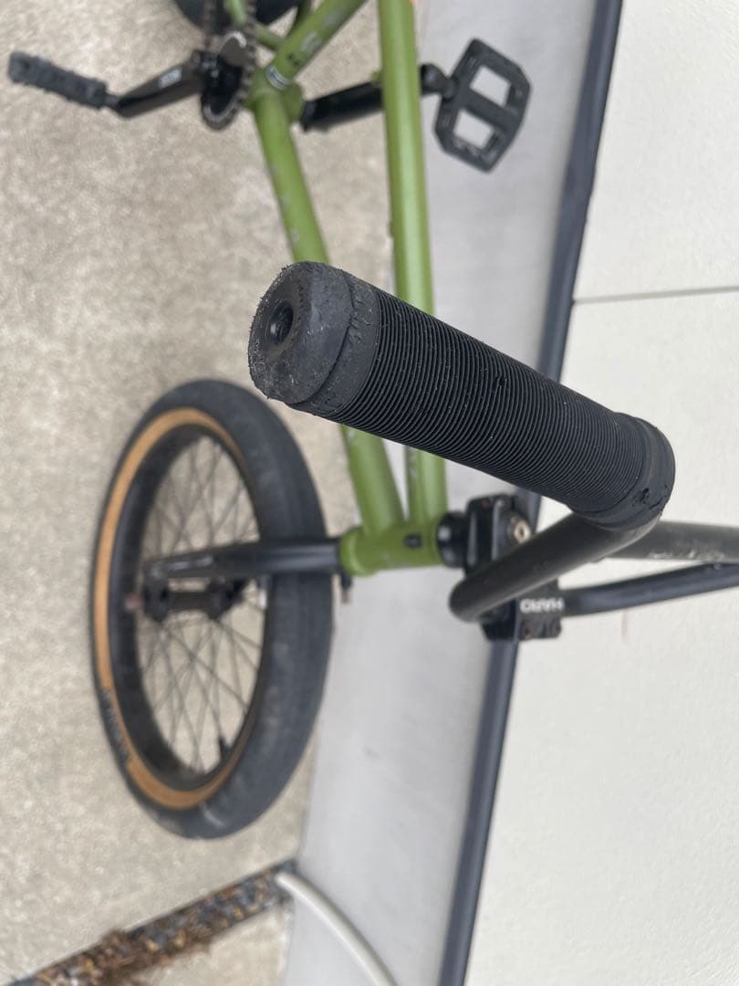 Haro Downtown BMX20インチ オリーブグリーン 与座エリカ