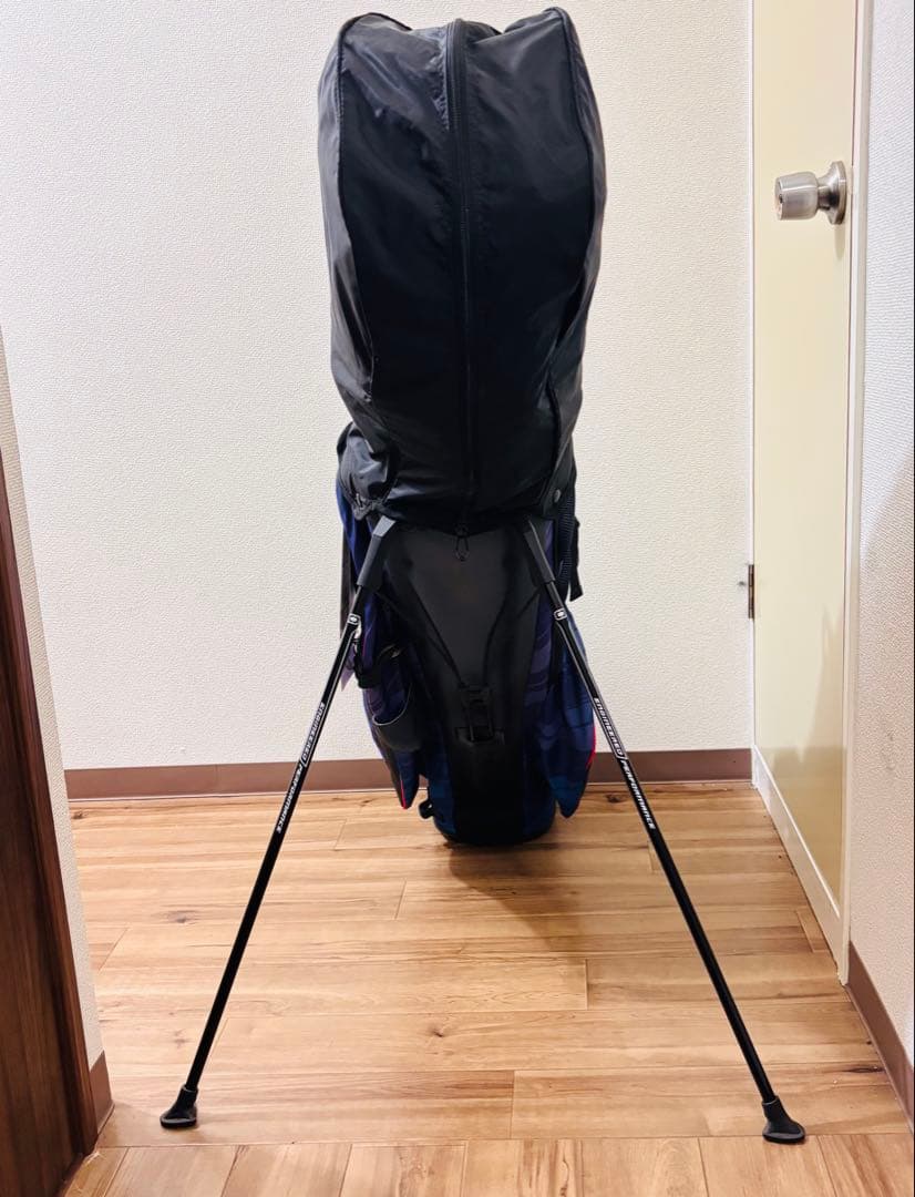 希少 OGIO オジオ OZONE スタンド キャディバッグ 軽量 9.5型