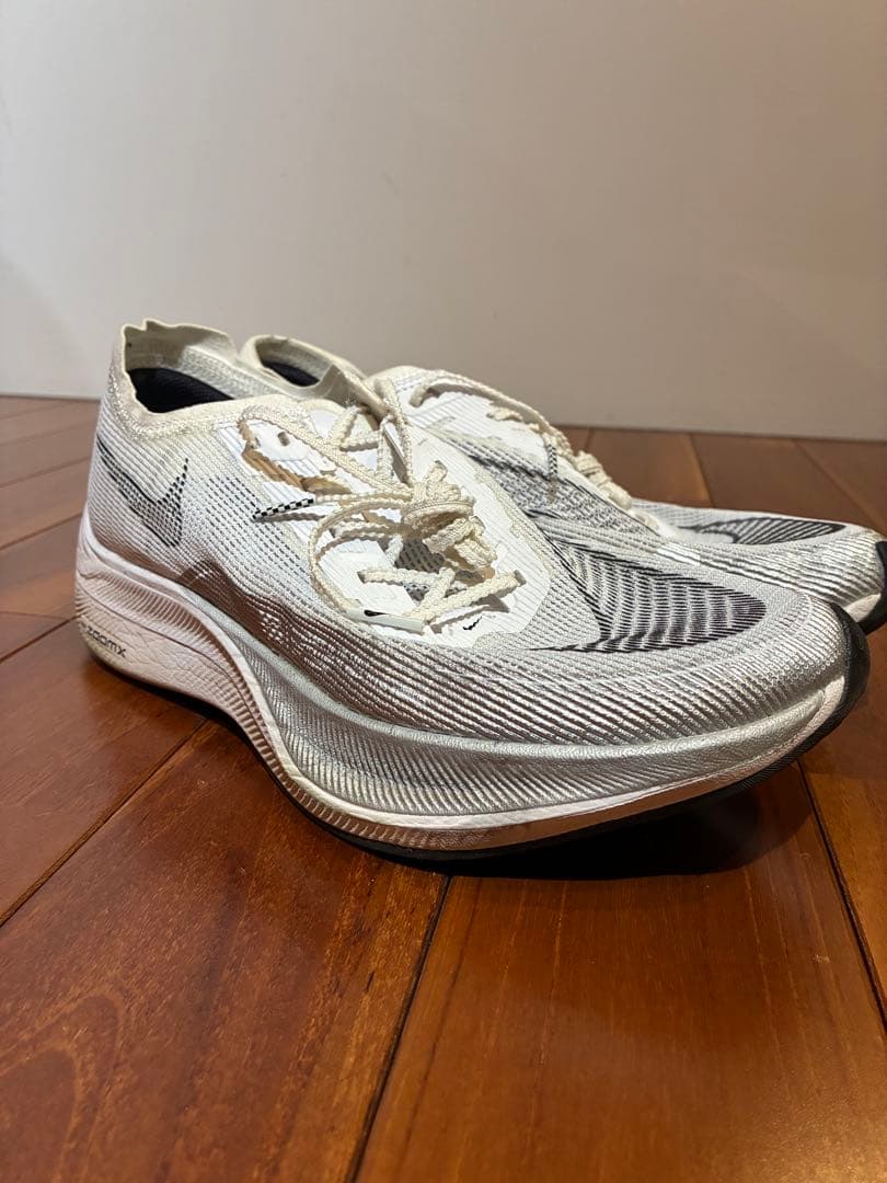 (走行距離少)Nike ZoomX Vaporfly NEXT% 2